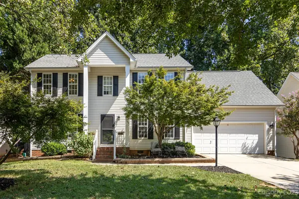 8702 Glade CT, Huntersville, NC 28078