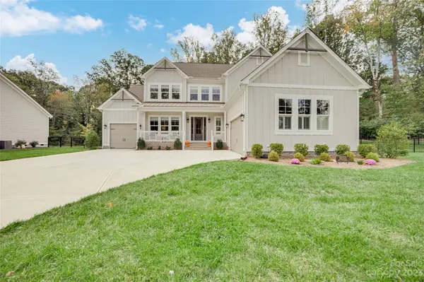 12113 Old Cottonwood LN, Huntersville, NC 28078