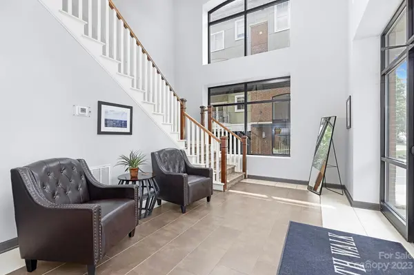 1829 Kenilworth AVE #303, Charlotte, NC 28203