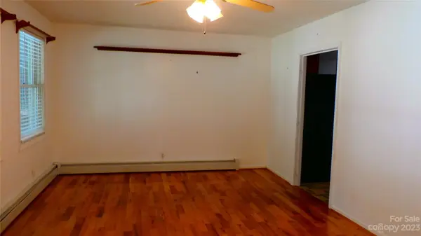 45 Mountain Laurel DR, Spruce Pine, NC 28777