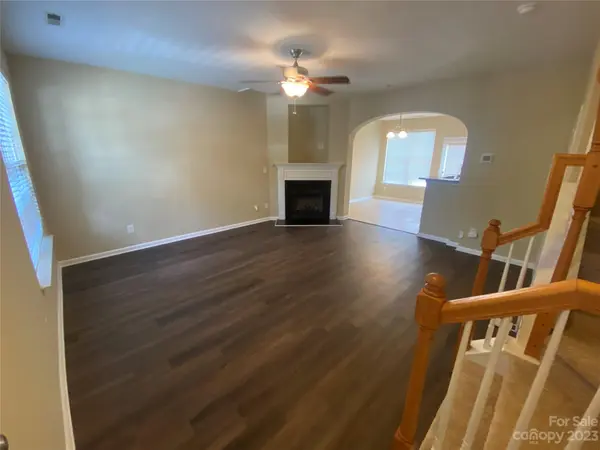 8215 Chaceview CT, Charlotte, NC 28269