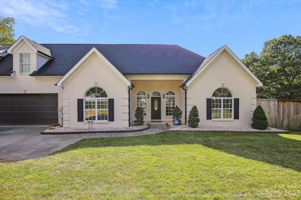 15018 Woodstar RD, Matthews, NC 28105