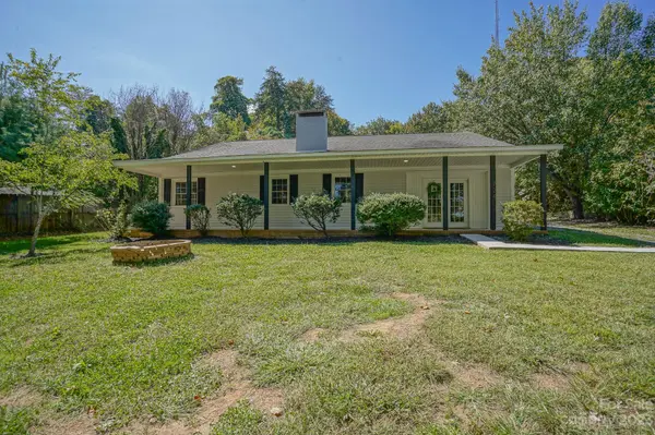 724 S Main ST, Granite Quarry, NC 28146