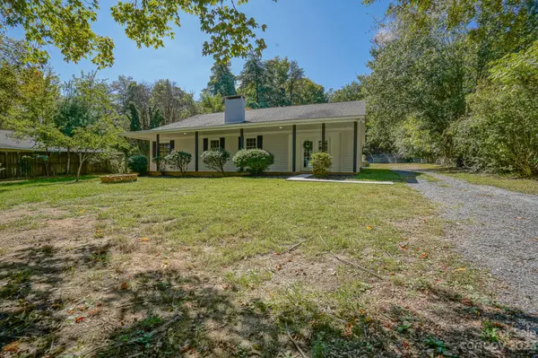 724 S Main ST, Granite Quarry, NC 28146