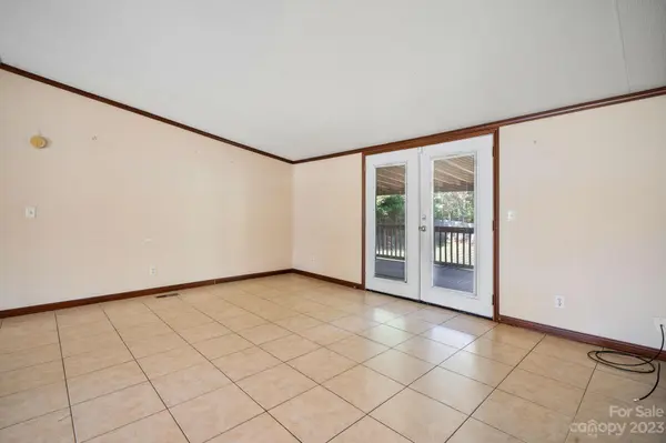 3352 Bendwood RD, Newton, NC 28658
