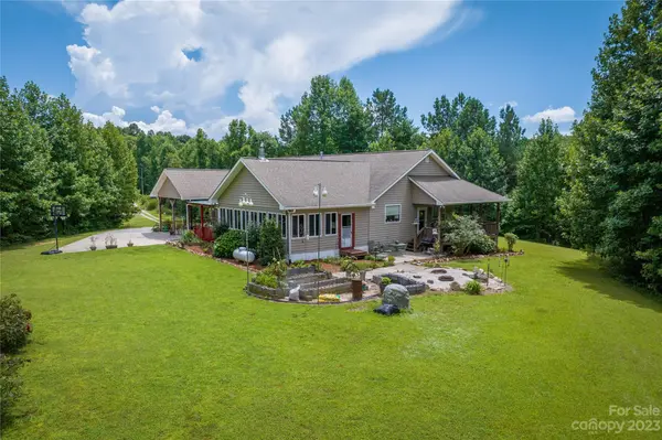 1331 Paddys Creek RD, Nebo, NC 28761
