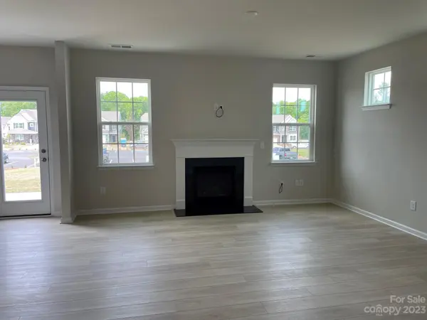 4525 Clifton Mill LN #104, Maiden, NC 28650