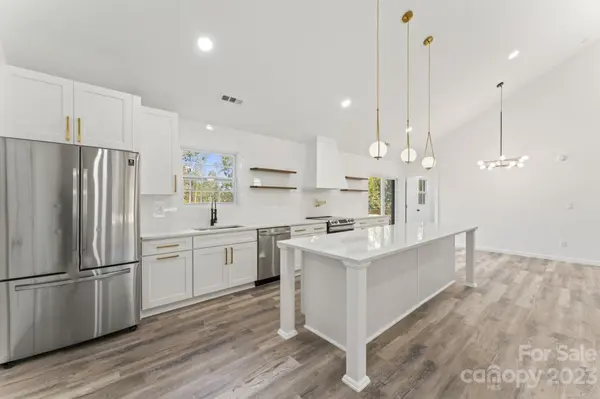 110 Price RD, Stanley, NC 28164