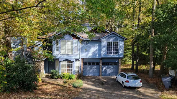 9112 Vicksburg RD, Charlotte, NC 28227