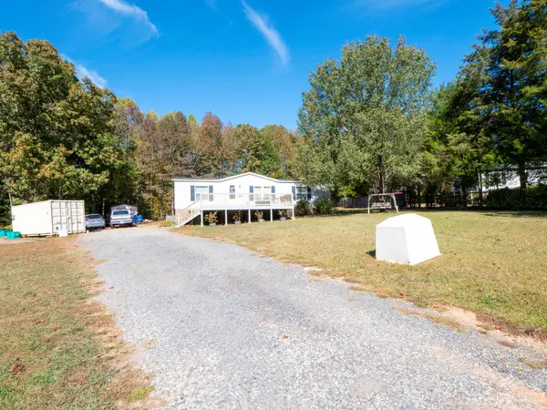 5739 High Plains CT, Iron Station, NC 28080
