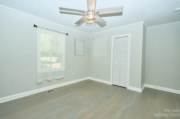 1921 Grier AVE, Charlotte, NC 28216