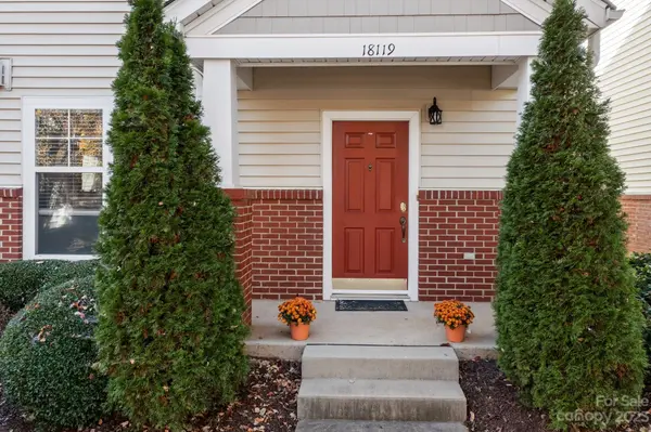 18119 Amberwood Glen DR, Cornelius, NC 28031