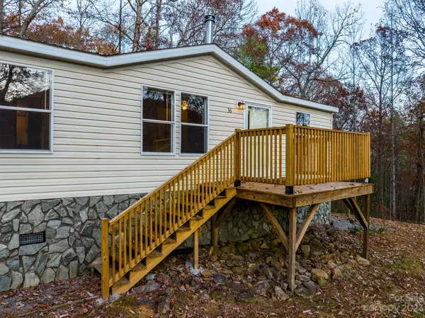 36 Castle Rock TRL, Taylorsville, NC 28681