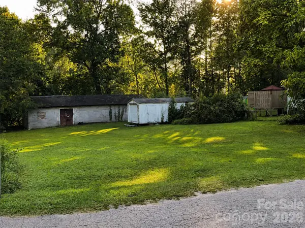818 Skyland ST, Kannapolis, NC 28083