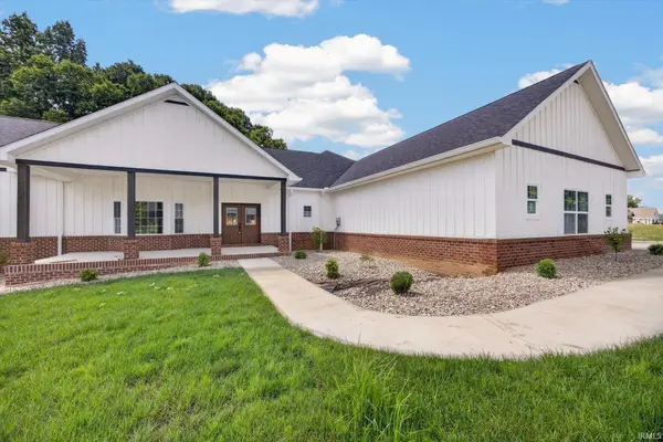 107 Stone Crest DR, Bedford, IN 47421