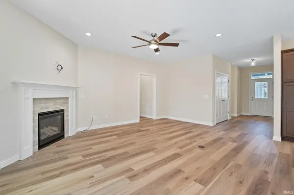14164 Hughies CV, Fort Wayne, IN 46845-0195