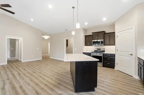 14138 Hughies CV, Fort Wayne, IN 46845-0195