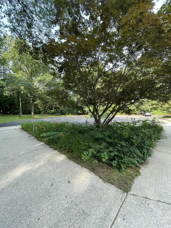 2913 E Bristol St. ST, Elkhart, IN 46514