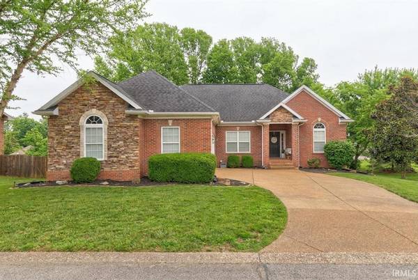 4288 Hilldale DR, Newburgh, IN 47630-2649