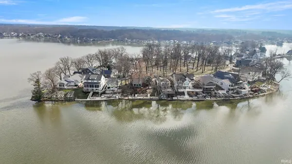 1080 Lane 210 Hamilton Lake ***, Hamilton, IN 46742