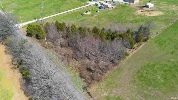 Stonington RD, Orleans, IN 47452