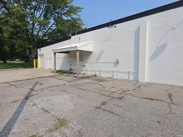 500 28 HWY, Williamsport, IN 47993