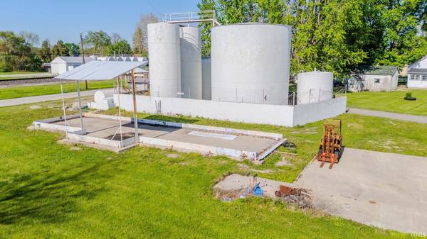 1431 Kocher ST, Huntington, IN 46750