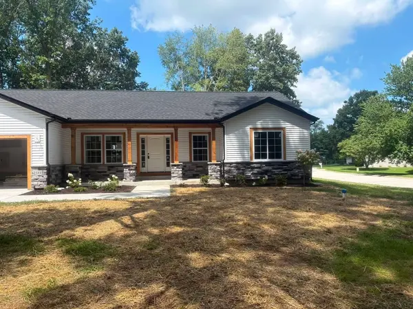 62333 Barron CT, South Bend, IN 46614