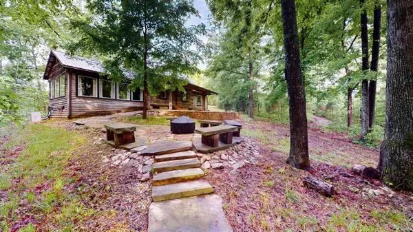 6597 S State Road 257 ***, Velpen, IN 47590