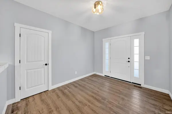 54715 Pierre Trails DR, Osceola, IN 46561-8787