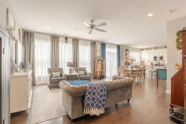 1150 Helen CT, Boonville, IN 47601