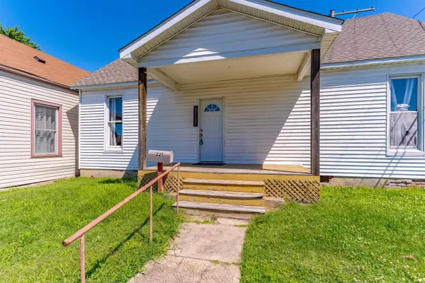 221 W Eighth ST, Mount Vernon, IN 47620