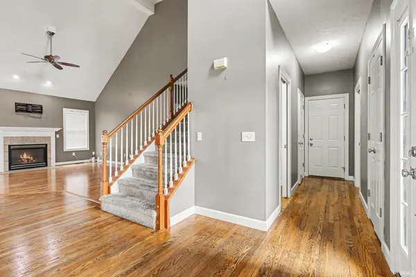 3909 Rockmount LN, Mishawaka, IN 46544