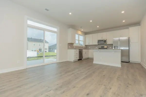 4708 Jackson DR, Newburgh, IN 47630