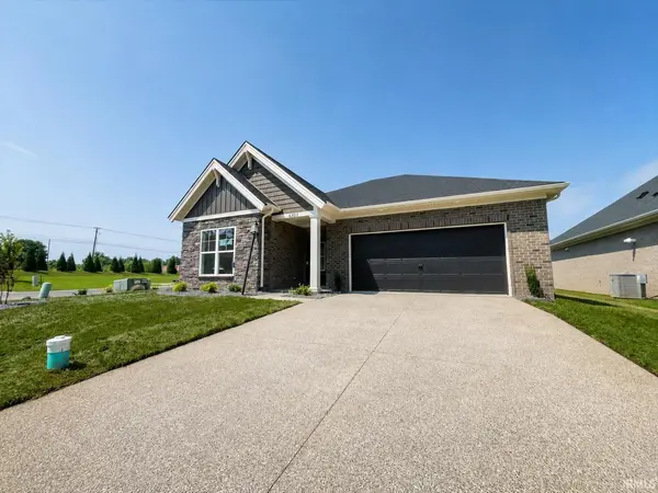6957 Ironwood CIR, Newburgh, IN 47630