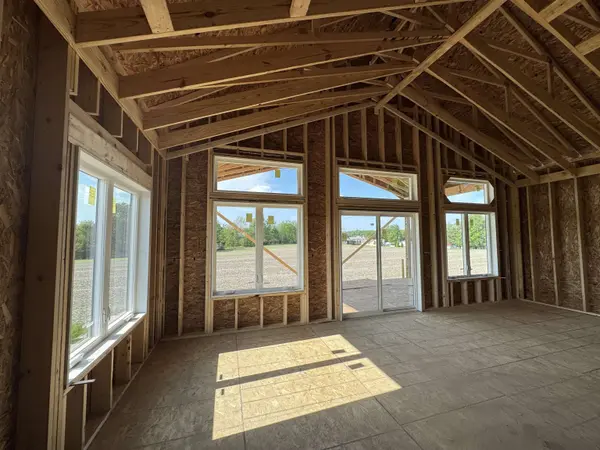 6552 N Tippy View DR, Leesburg, IN 46538