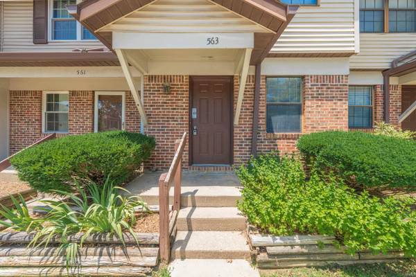 563 E Graham PL, Bloomington, IN 47401-4532