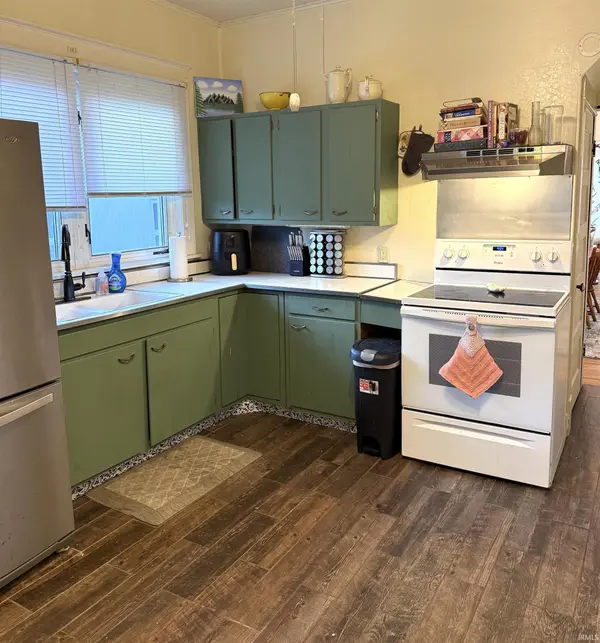 412 W Plymouth ST, Bremen, IN 46506