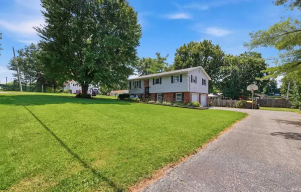 295 Bennett RD, Bedford, IN 47421