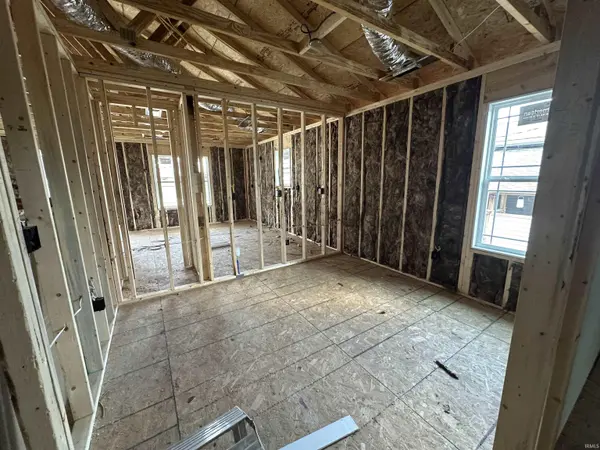 227 N Lincoln ST, Oakland City, IN 47660