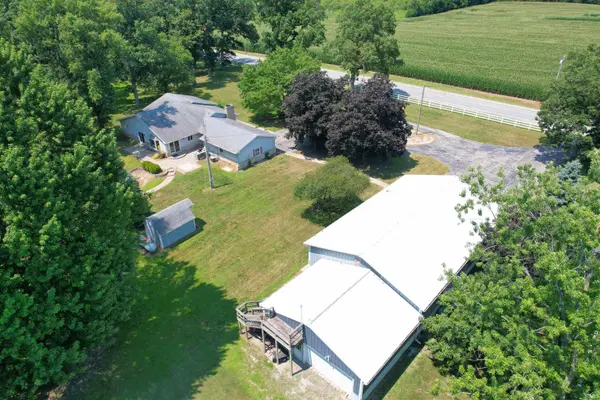 1860 E US HWY 24 ***, Reynolds, IN 47980