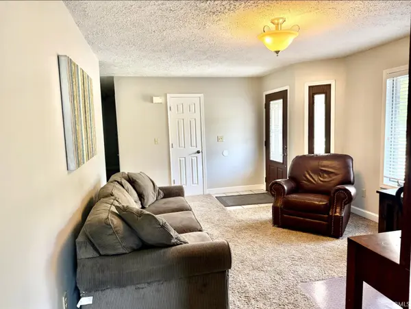 1633 N Royal Oaks DR, Monticello, IN 47960