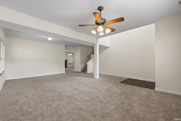 1400 W Caber CT, Bloomington, IN 47403