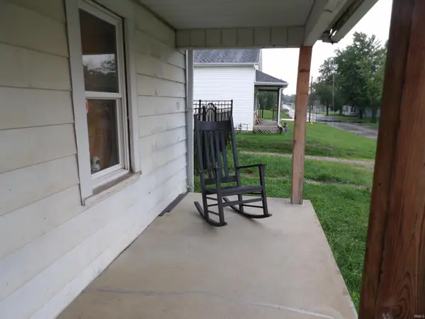 304 E Washington ST, Eaton, IN 47338