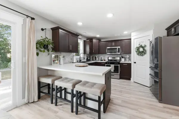 13015 Jade CV, Fort Wayne, IN 46845