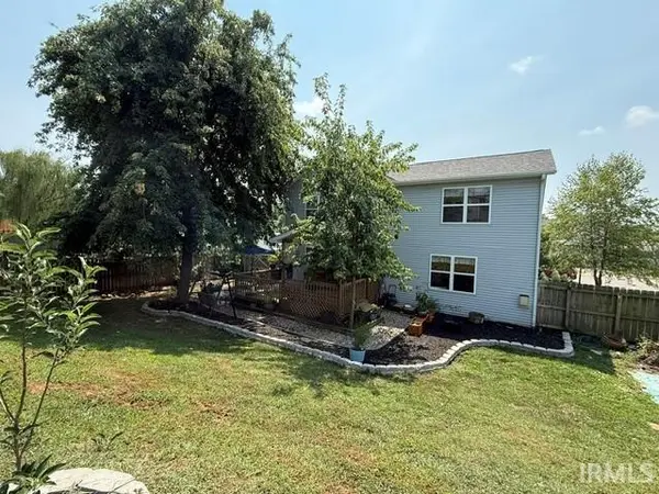 5506 W Bedrock RD, Bloomington, IN 47403