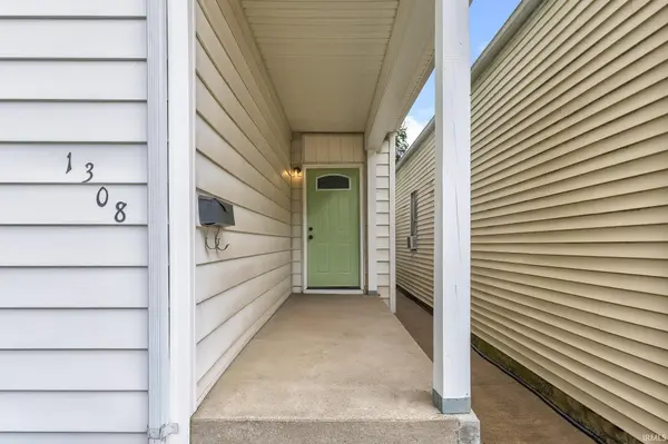 1308 E Walnut ST, Evansville, IN 47714-1118