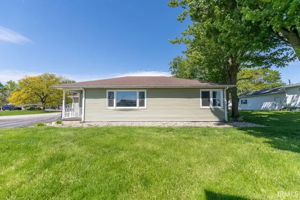 102 N Park DR, Columbia City, IN 46725