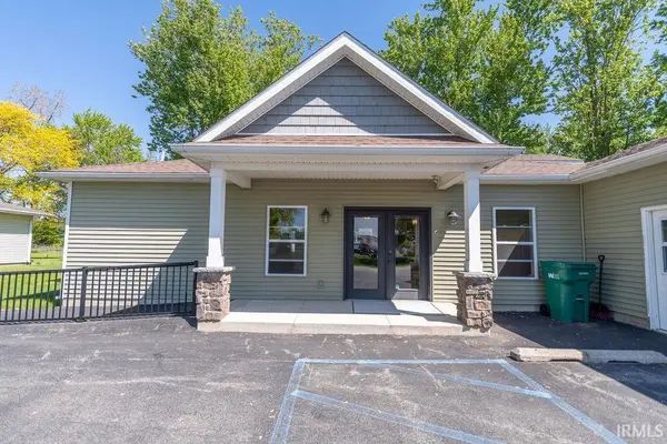 102 N Park DR, Columbia City, IN 46725