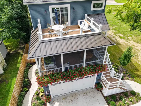 6031 E Pickwick RD, Syracuse, IN 46567-9721